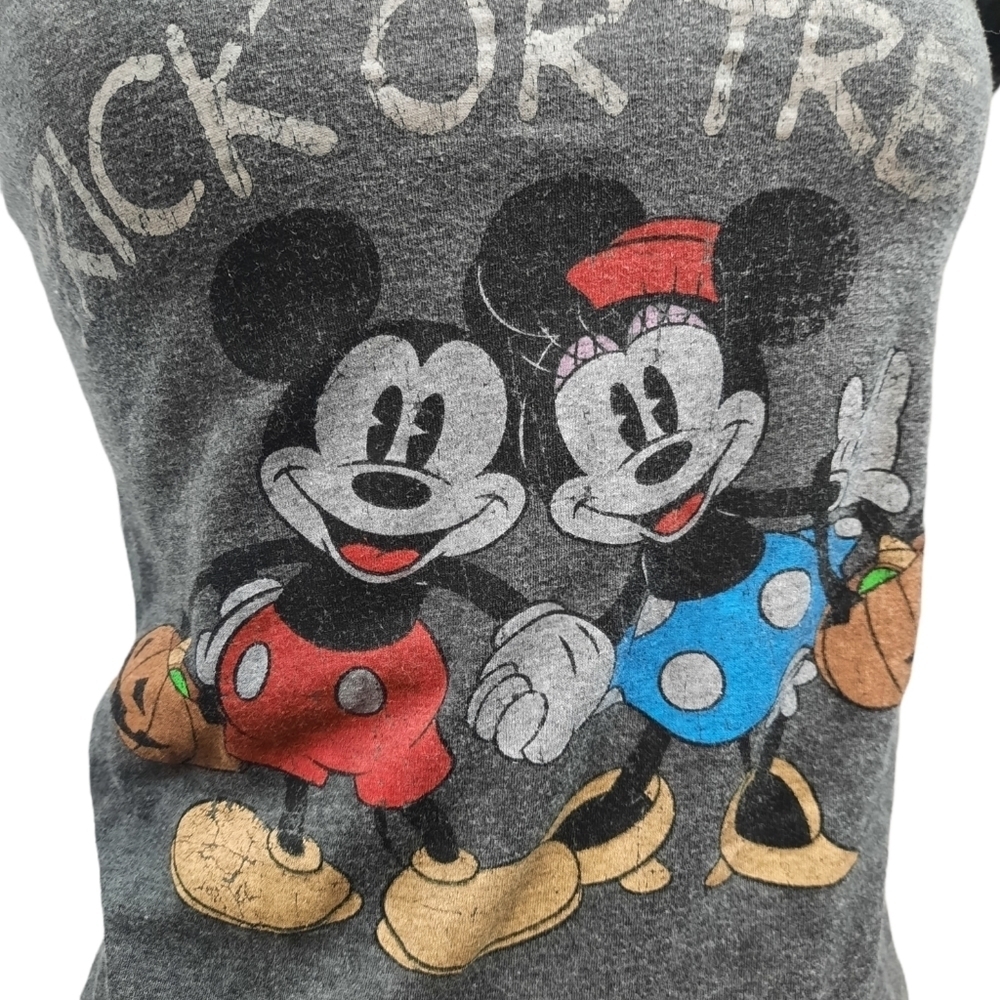 Disney Scoop Neck Halloween Mickey & Minnie Baby Tee Gray Size Small Q17 - Picture 2 of 6